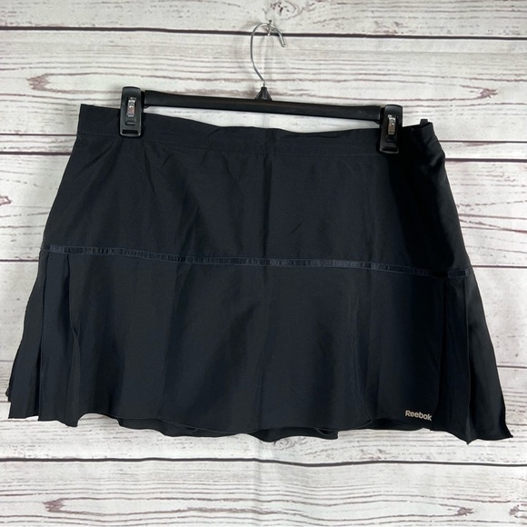 WOMENS' Reebok black mini activewear golf tennis skort Sz 2XL - Picture 1 of 6